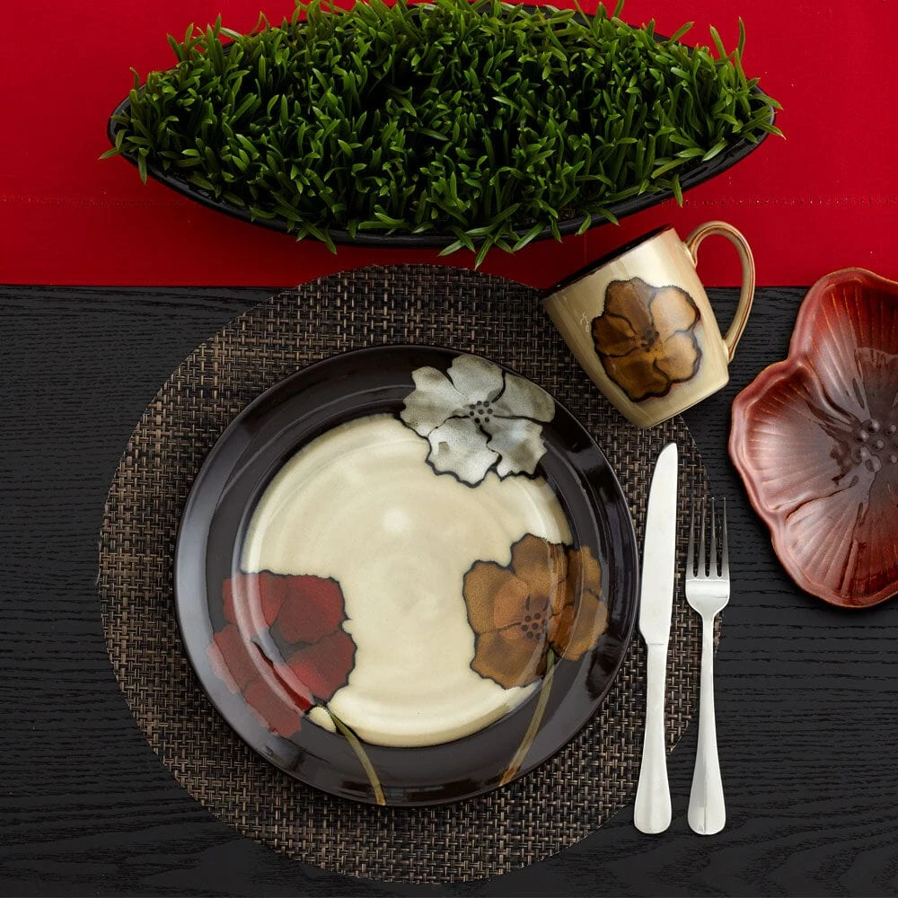 Painted Poppies Dinner Plate 4 Painted Poppies Dinner Plate - Image 2