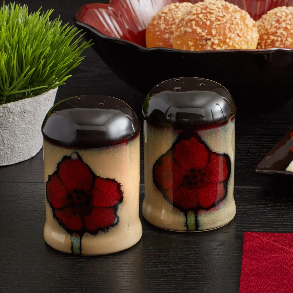 Painted Poppies Salt And Pepper Set 4 Painted Poppies Salt And Pepper Set - Image 2