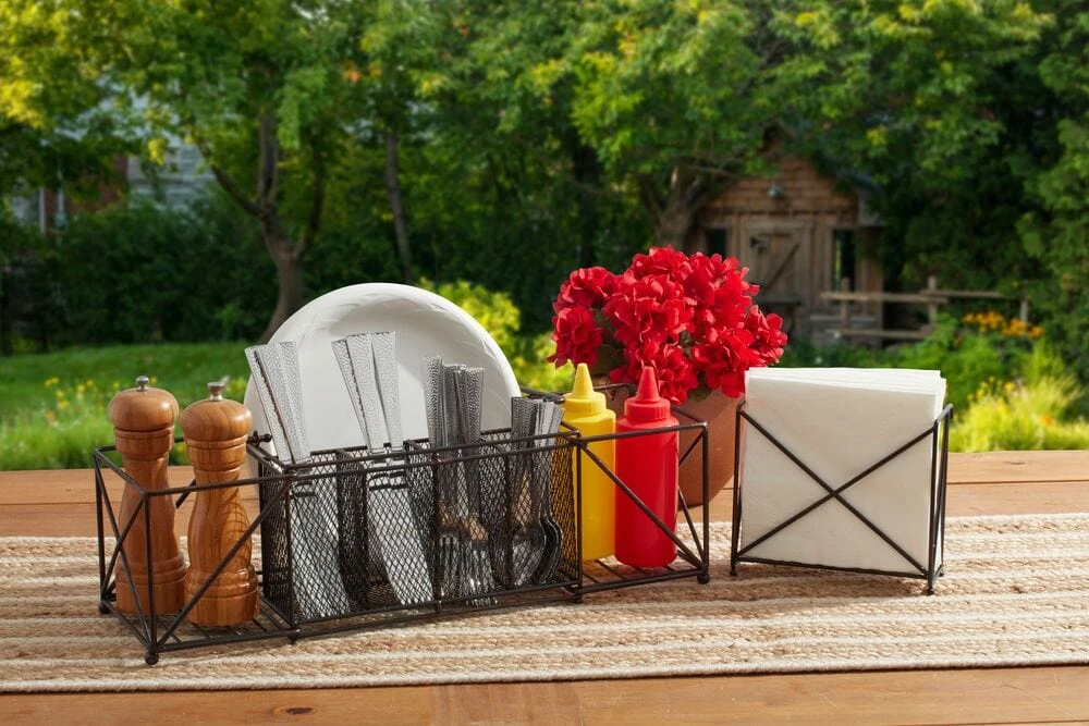 Baler Picnic Buffet Caddy 4 Baler Picnic Buffet Caddy - Image 2